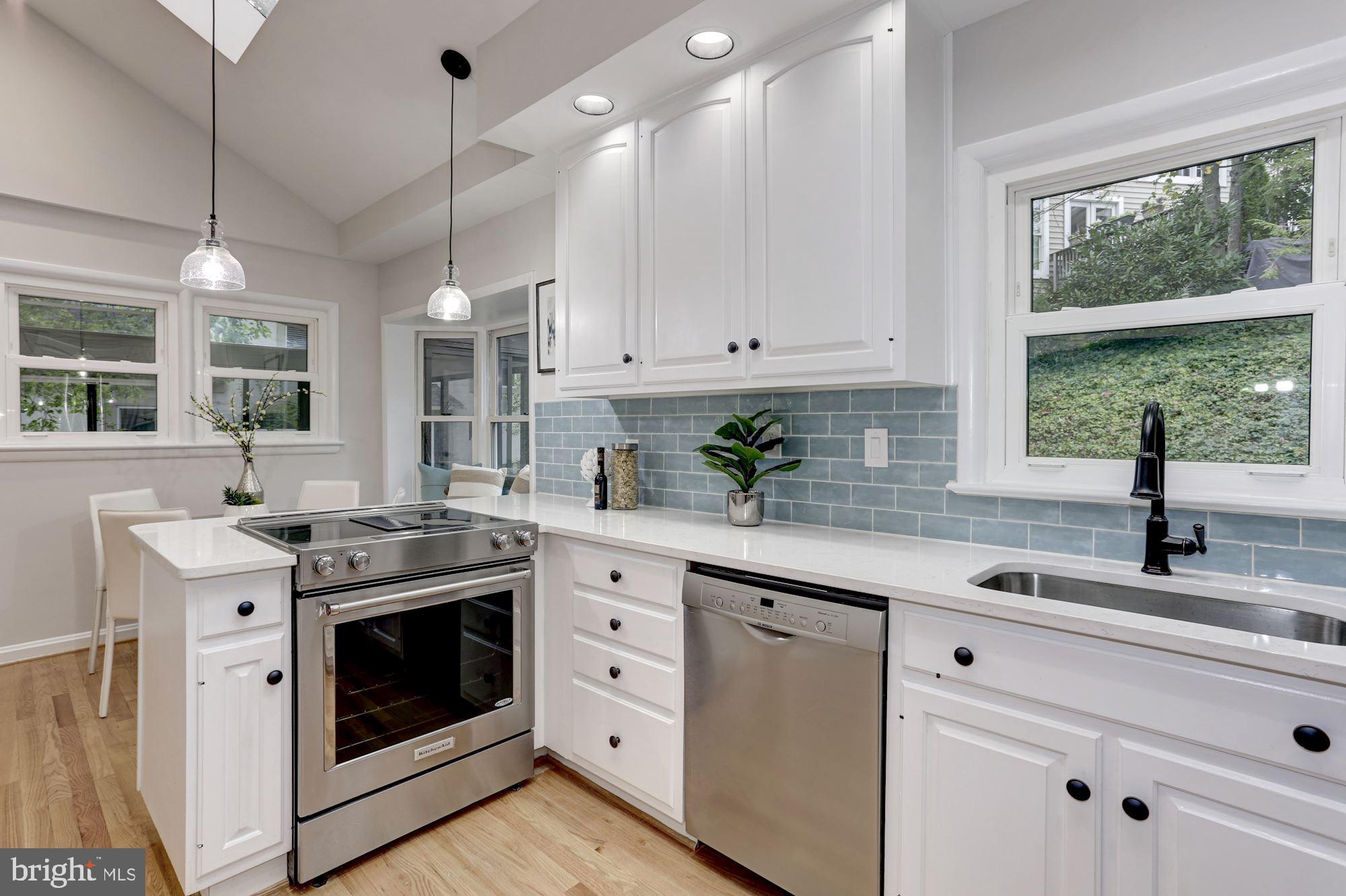 2357 South Arlington Ridge Road Arlington, VA 22202 - Photo 23 of 61
