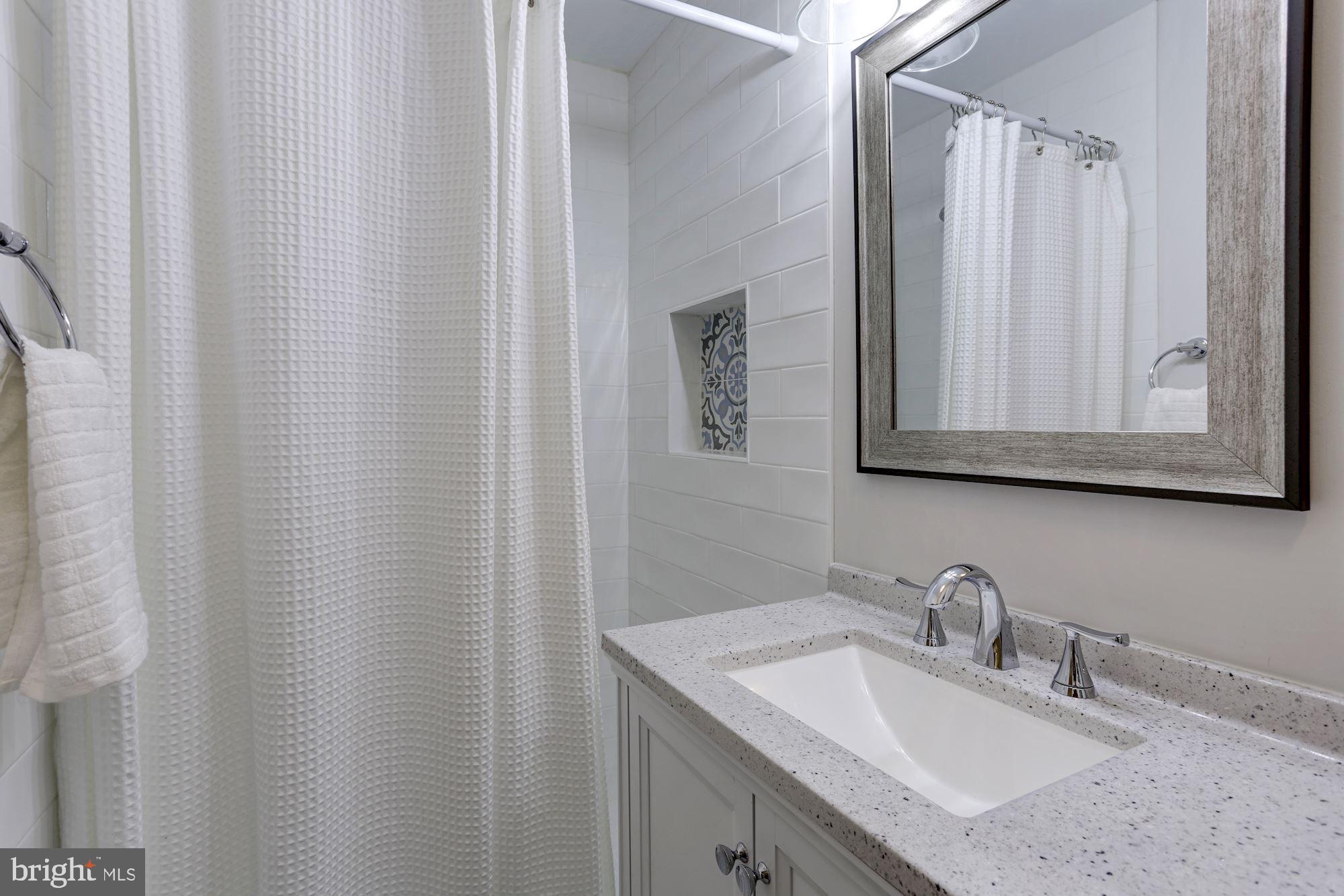 2357 South Arlington Ridge Road Arlington, VA 22202 - Photo 39 of 61