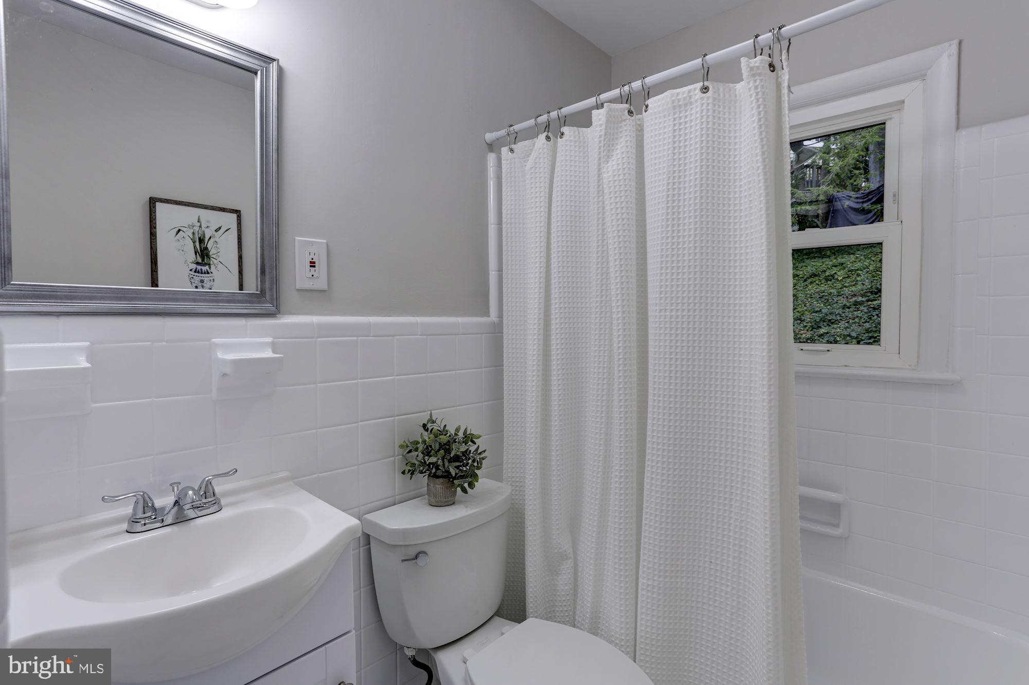 2357 South Arlington Ridge Road Arlington, VA 22202 - Photo 42 of 61