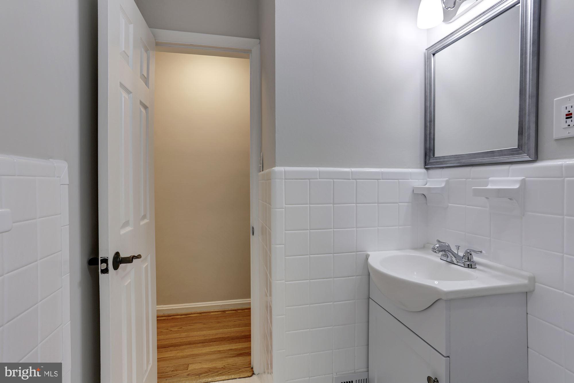 2357 South Arlington Ridge Road Arlington, VA 22202 - Photo 43 of 61