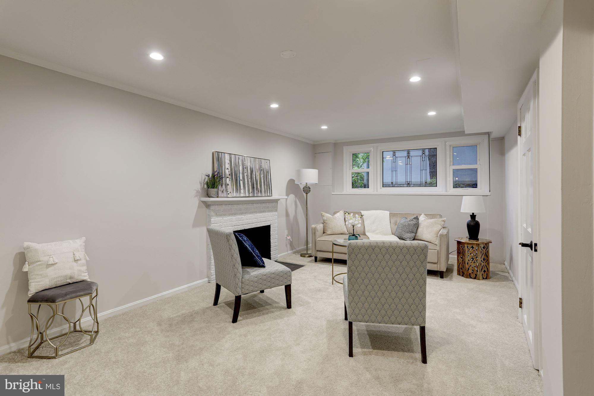 2357 South Arlington Ridge Road Arlington, VA 22202 - Photo 44 of 61