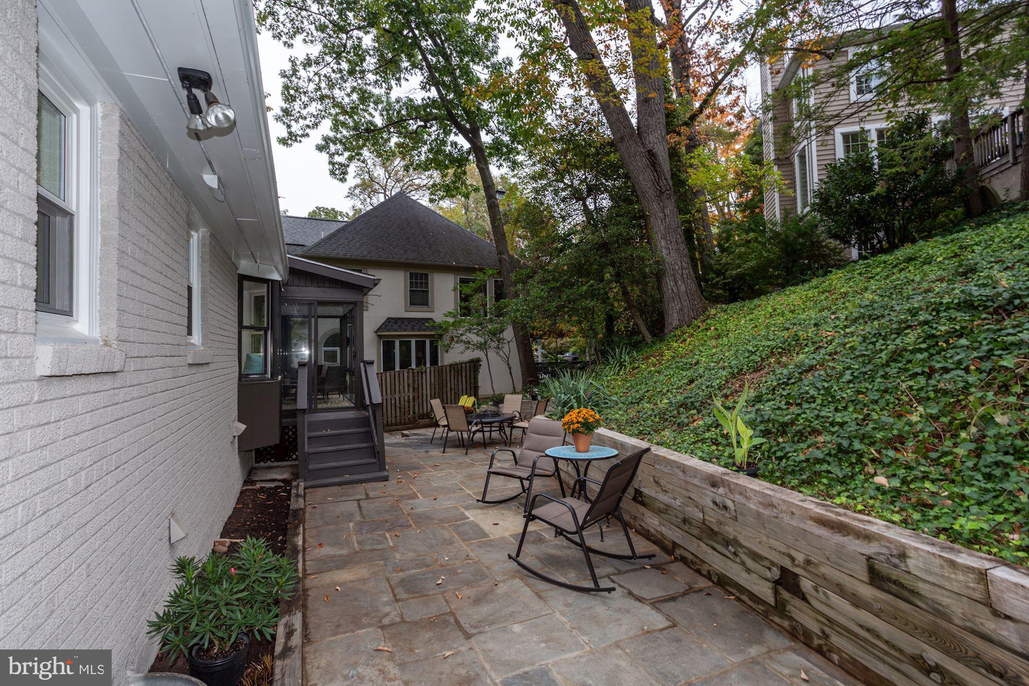 2357 South Arlington Ridge Road Arlington, VA 22202 - Photo 56 of 61