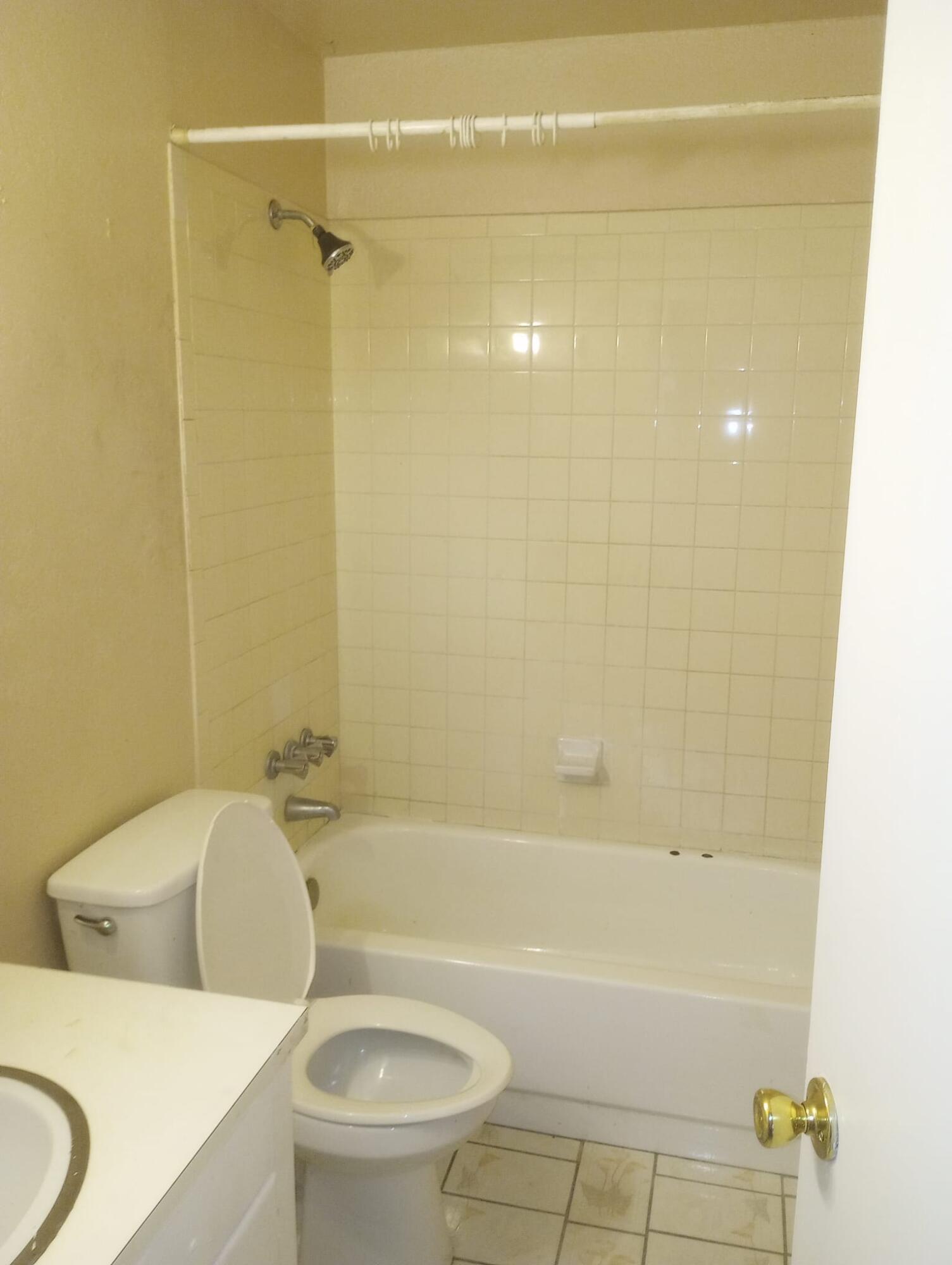 1677 West 27th Street, Unit B Riviera Beach, FL 33404 - Photo 9 of 9 a673983d-d4be-40e2-87f0-0e1e74b07aba