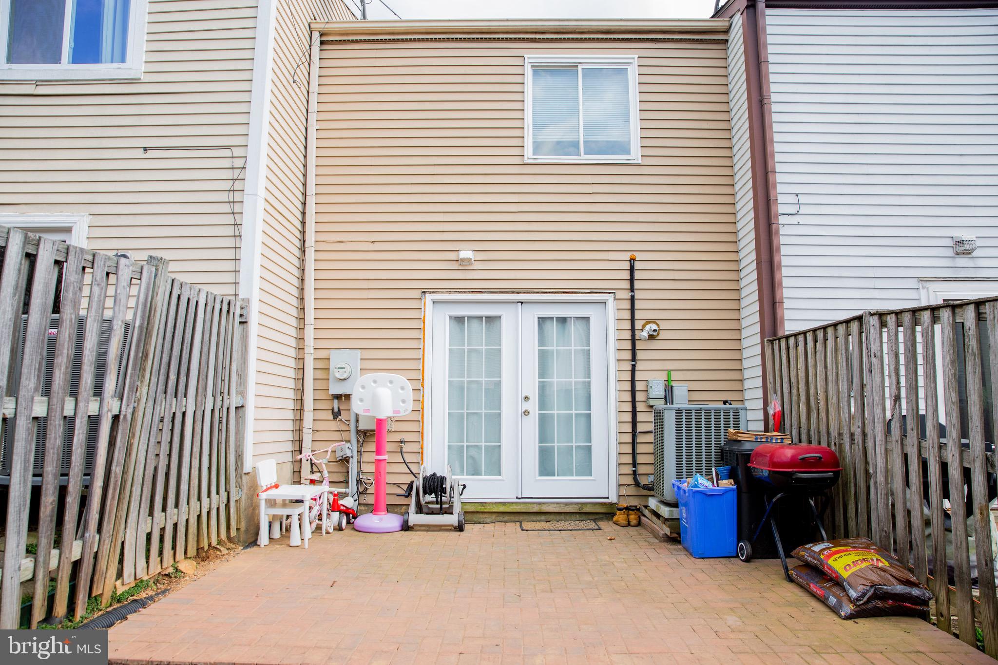 12531 Cross Ridge Way Germantown, MD 20874 - Photo 27 of 28 Gallery Image 27