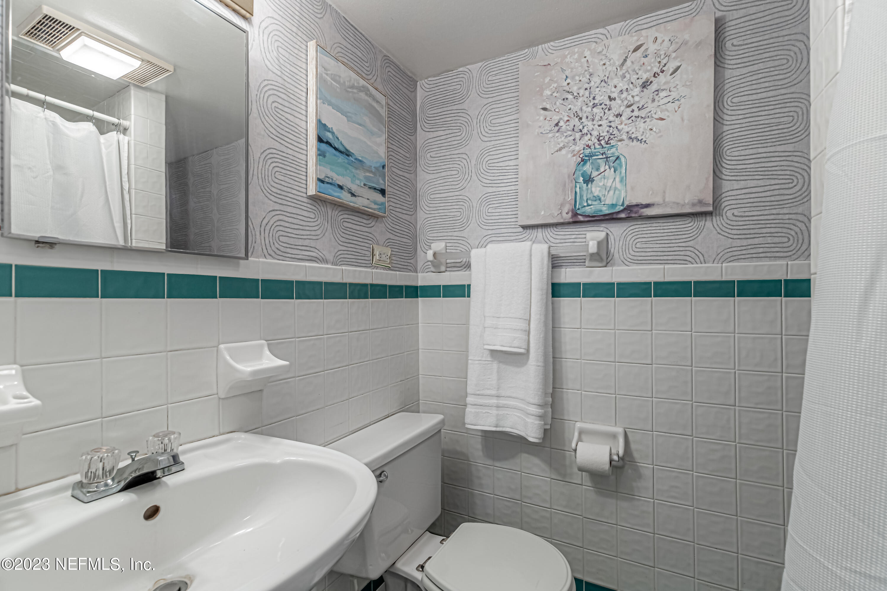 4114 Churchwell Road Jacksonville, FL 32210 - Photo 15 of 36 Bathroom