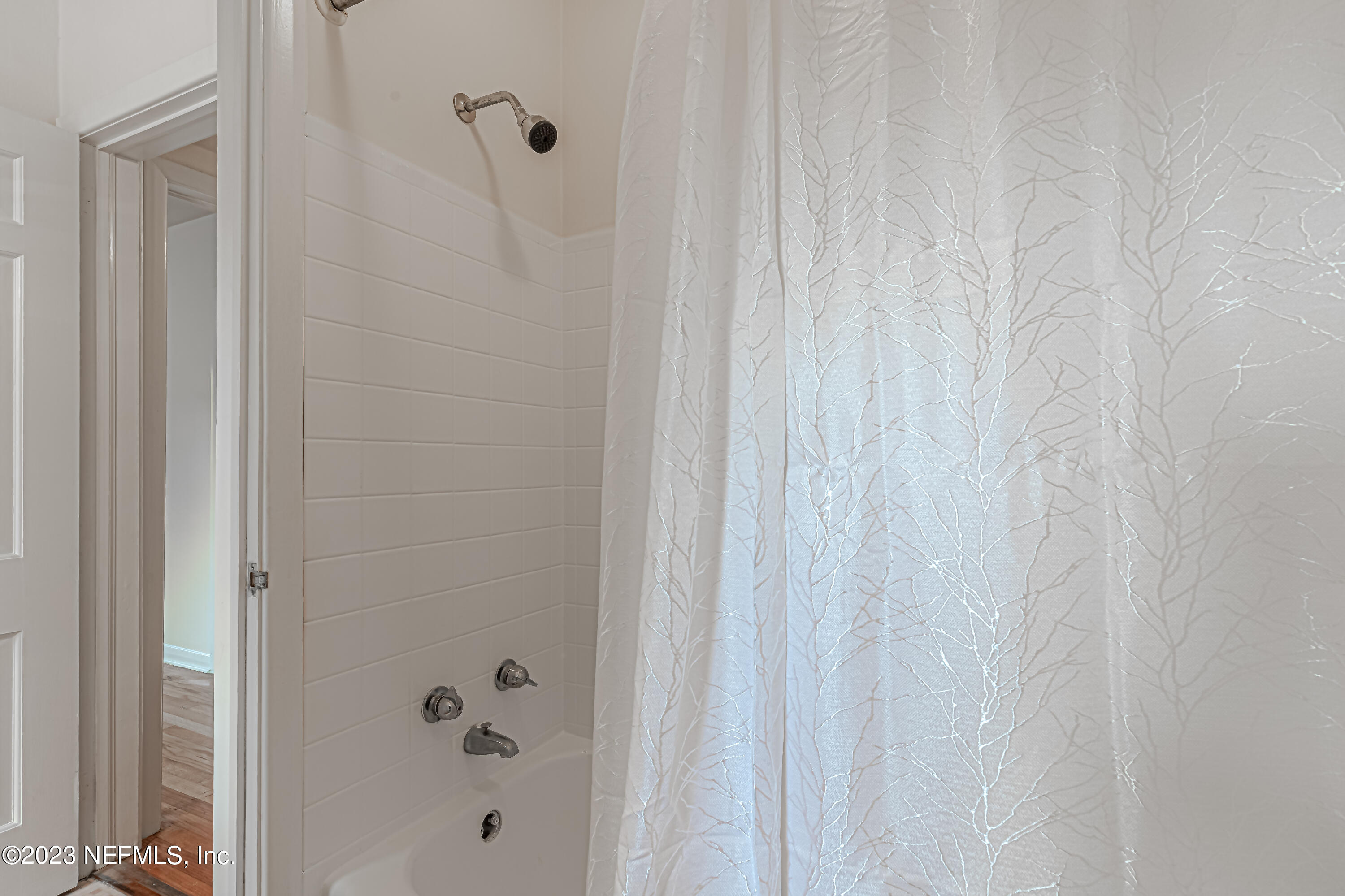 4114 Churchwell Road Jacksonville, FL 32210 - Photo 20 of 36 Bathroom