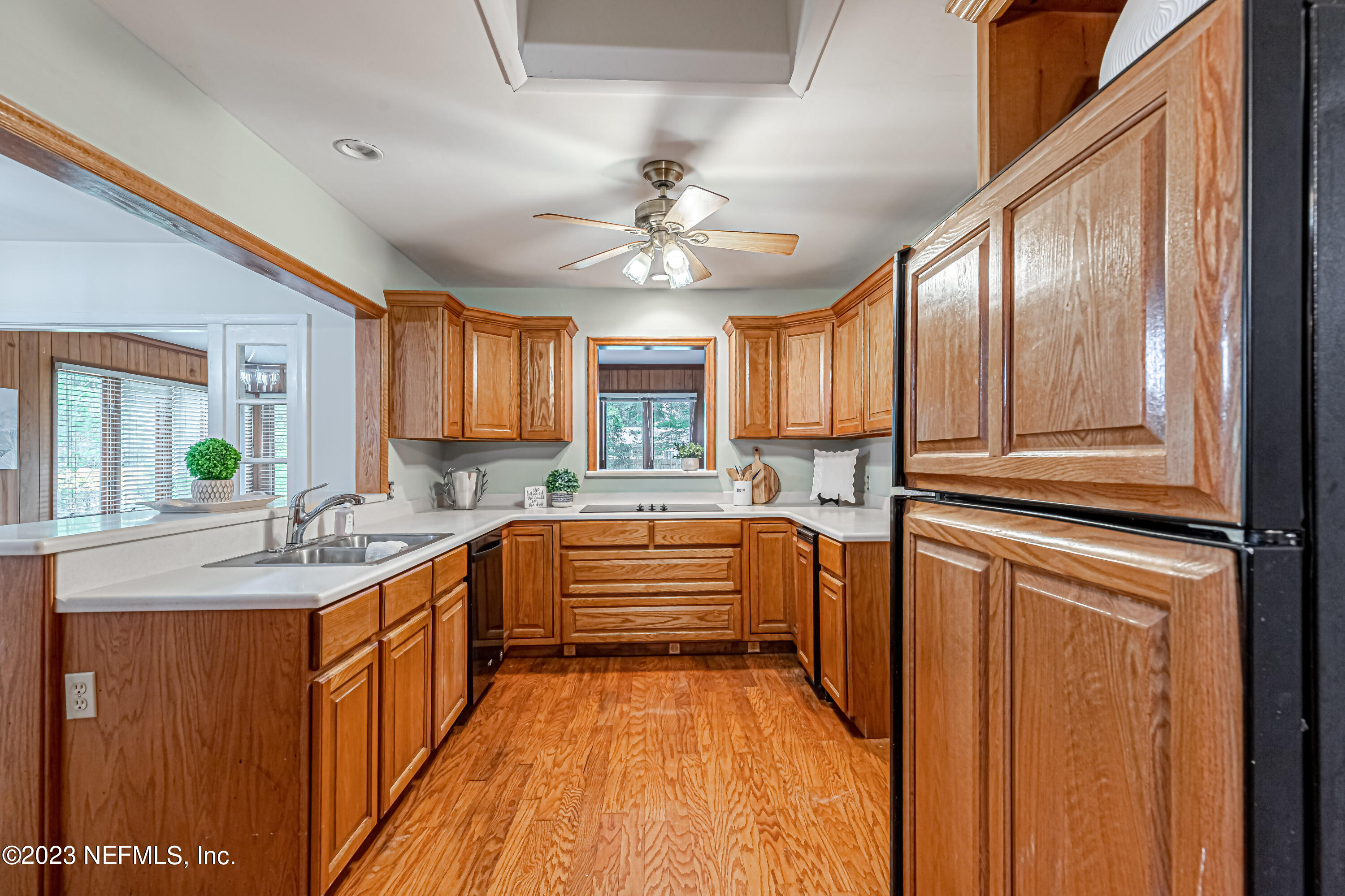 4114 Churchwell Road Jacksonville, FL 32210 - Photo 10 of 36 Kitchen