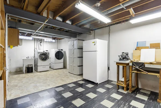 $455,000 | 8670 Tamarack Drive, Utica, MI 48317