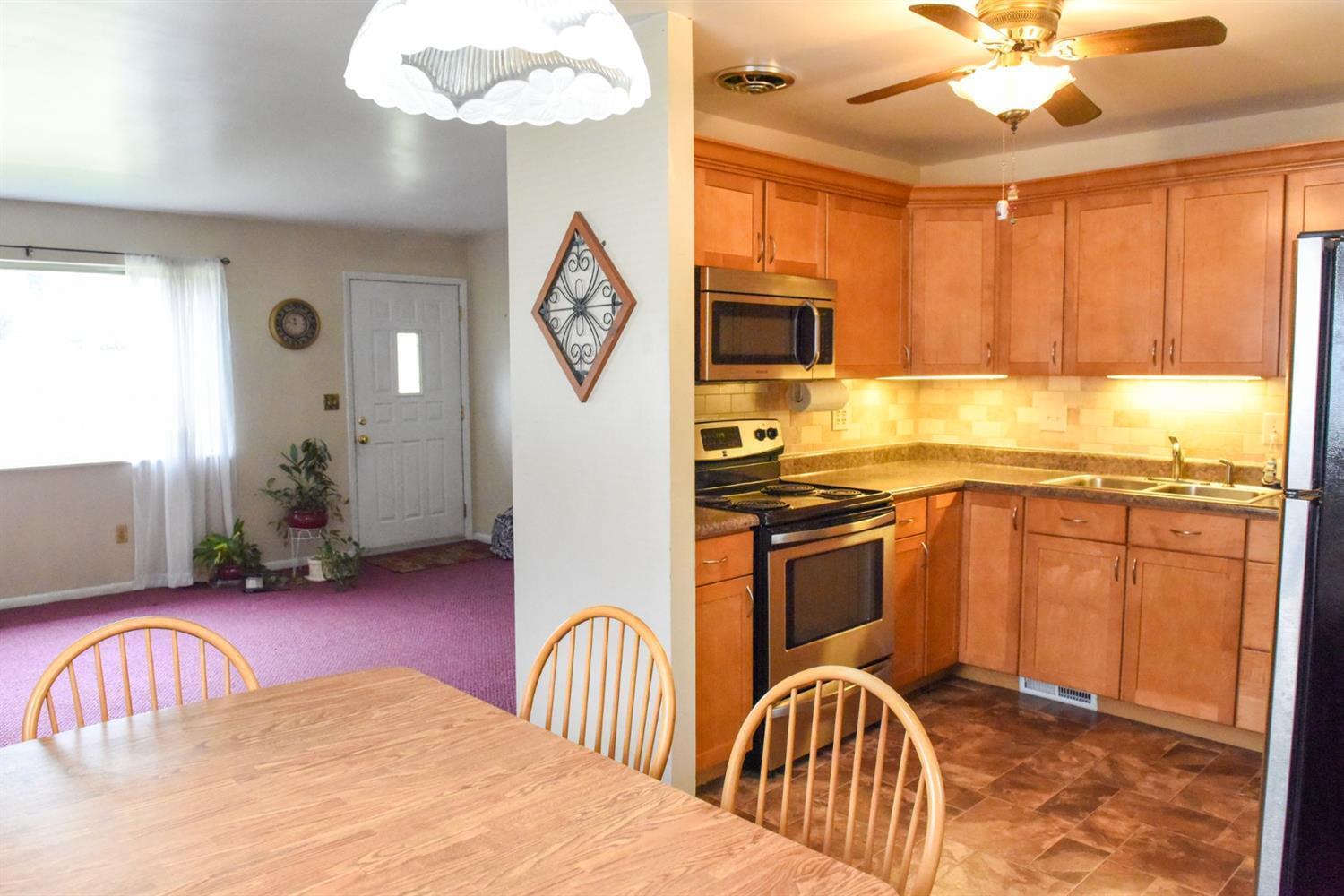 5413 Delhi Road Cincinnati, OH 45238 - Photo 6 of 23 Gallery Image 6