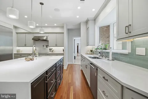 $2,849,000 | 9703 Mill Race Estates Drive, Vienna, VA 22182