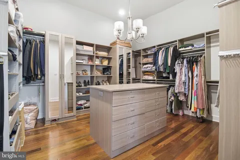 $2,849,000 | 9703 Mill Race Estates Drive, Vienna, VA 22182