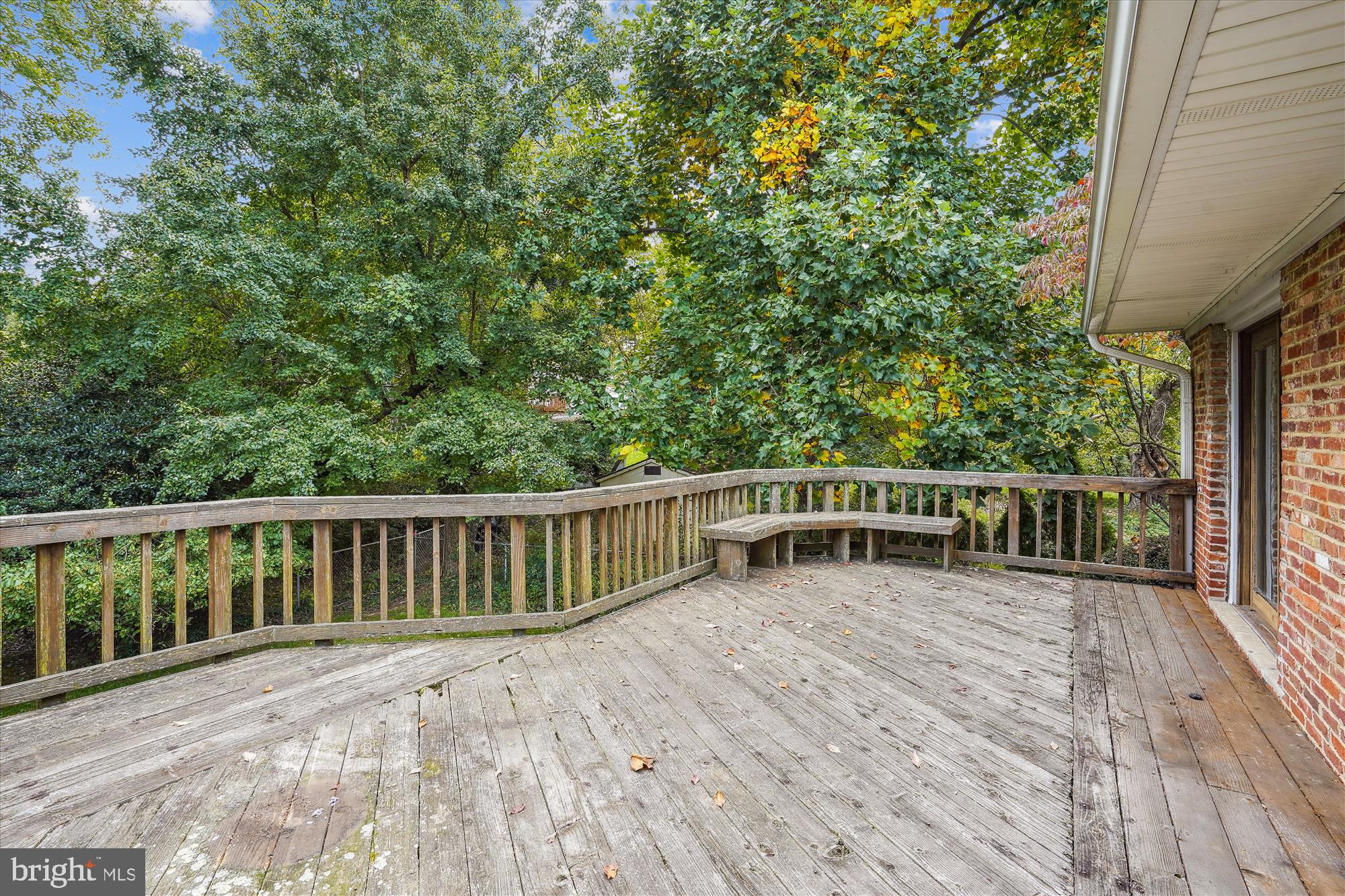 7107 Purdue Place McLean, VA 22101 - Photo 19 of 78 Deck