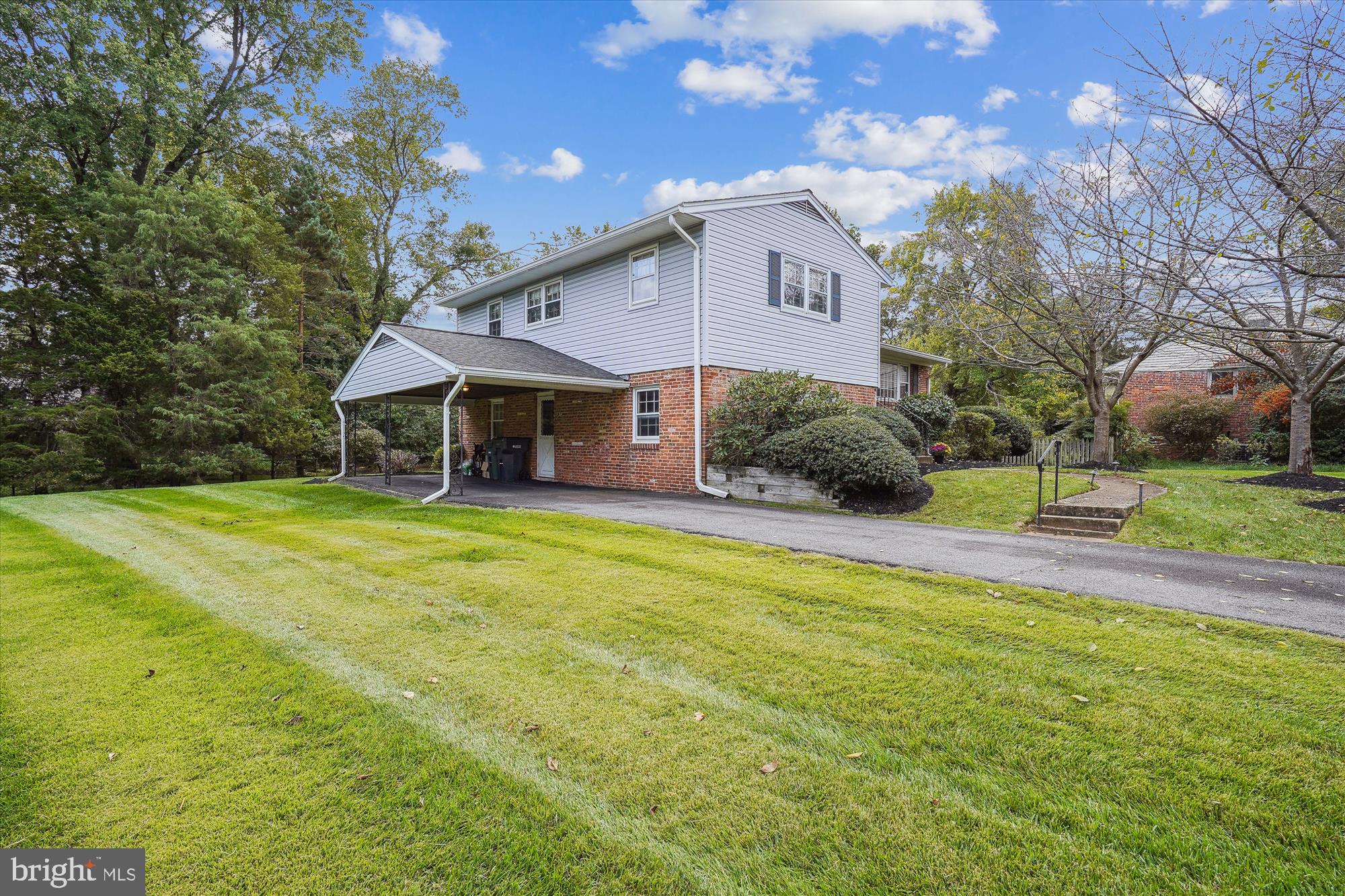 7107 Purdue Place McLean, VA 22101 - Photo 51 of 78 Side Yard, Carport and Driveway