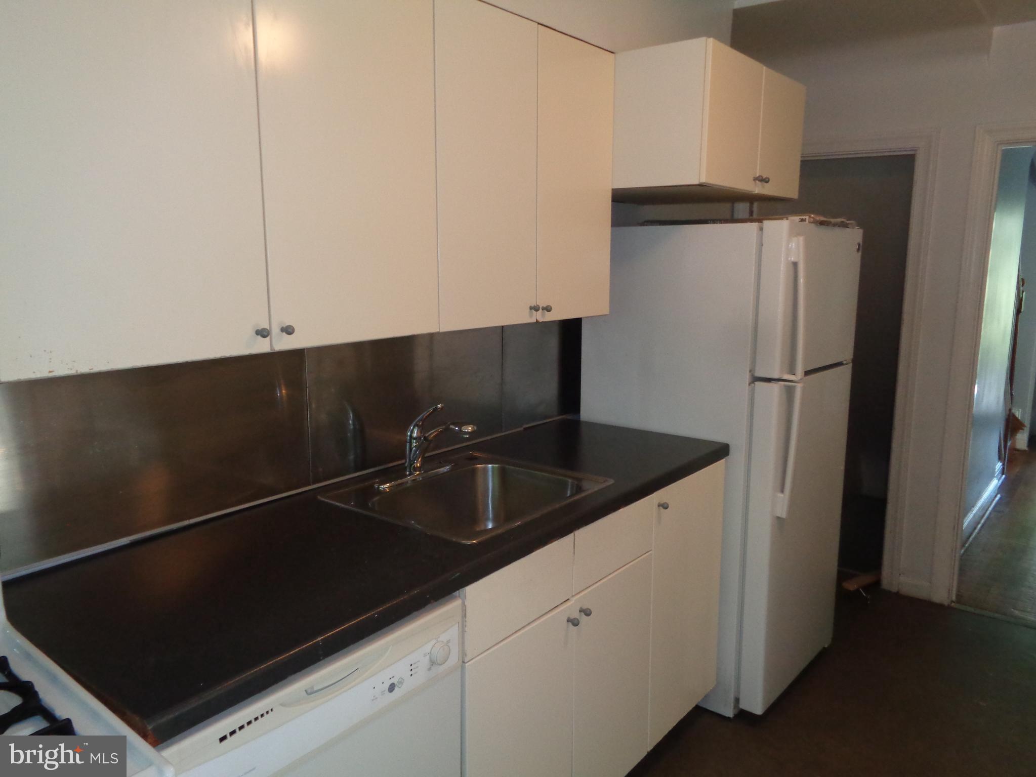 3918 Rexmere Road Baltimore, MD 21218 - Photo 10 of 21