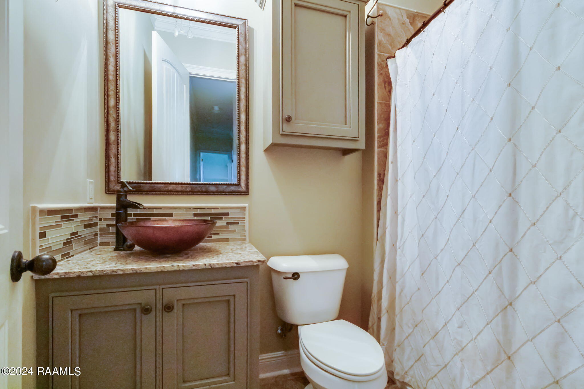 205 Ruidoso Drive Lafayette, LA 70503 - Photo 15 of 21 Guest Bath #1