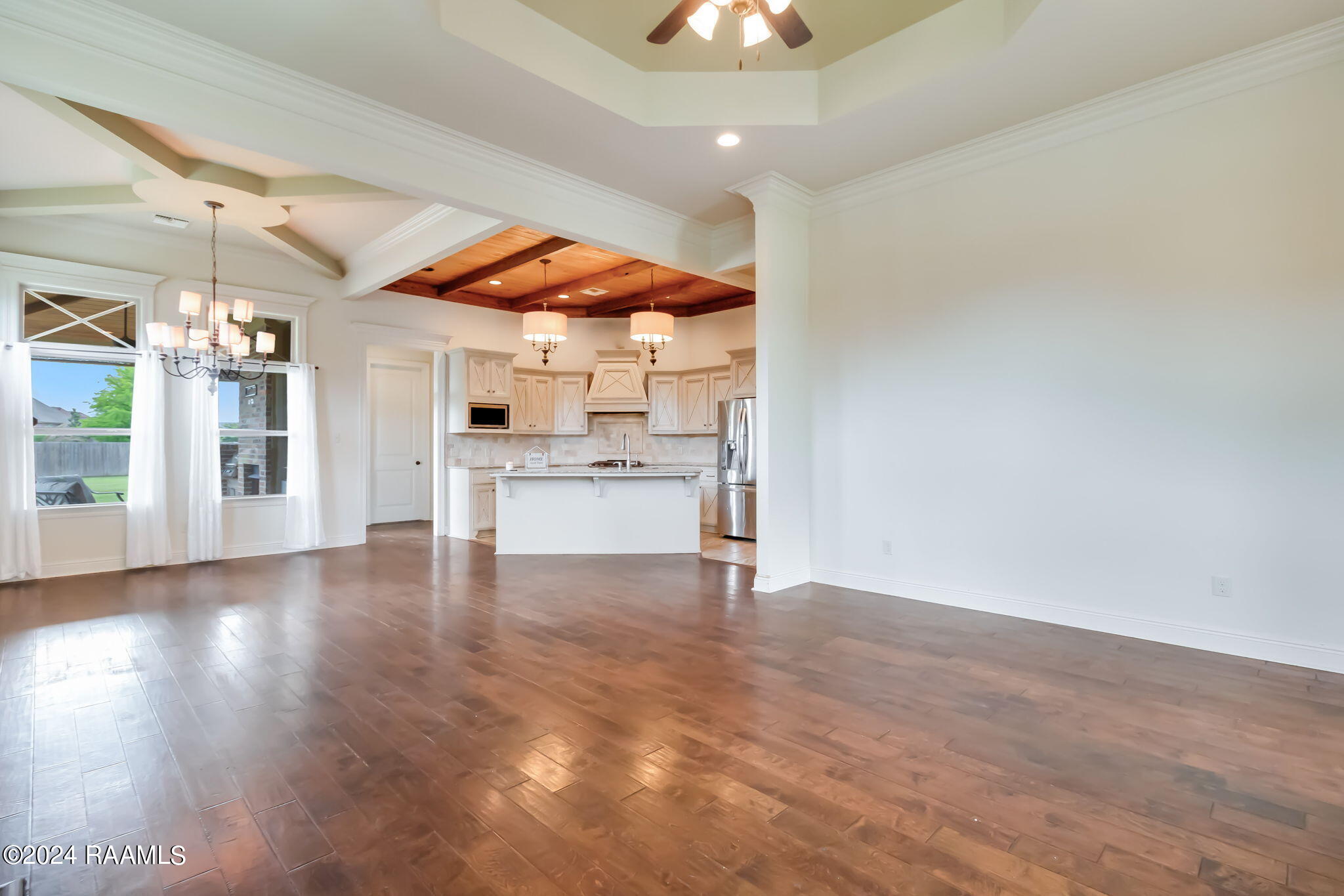 205 Ruidoso Drive Lafayette, LA 70503 - Photo 5 of 21 Living room:Kitchen
