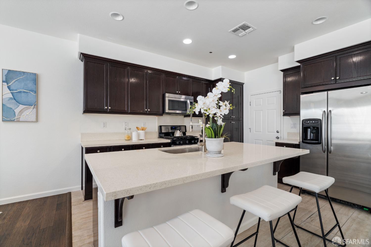 324 MacArthur Way Brentwood, CA 94513 - Photo 12 of 45