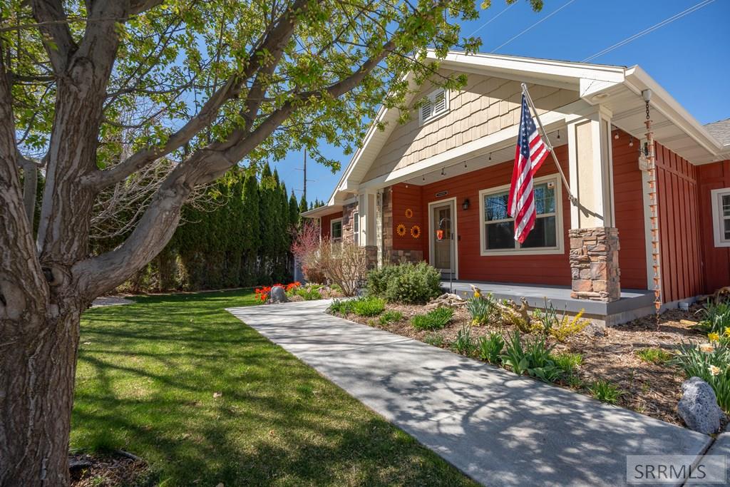 6349 East Tower Castle Loop Ammon, ID 83406 - Photo 3 of 53