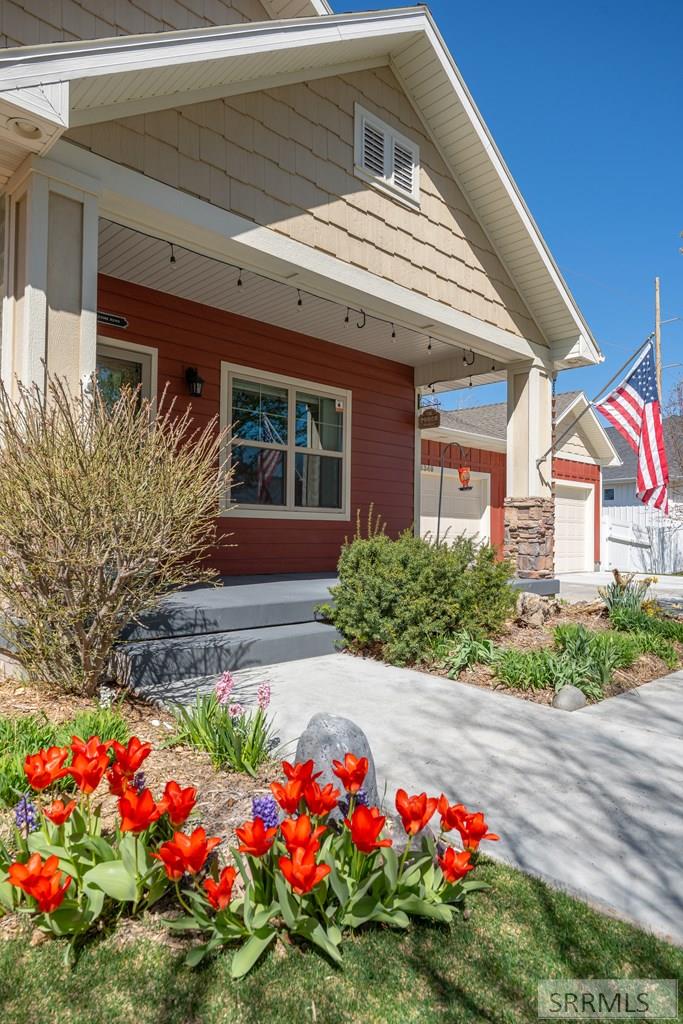 6349 East Tower Castle Loop Ammon, ID 83406 - Photo 4 of 53