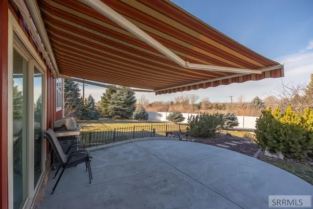 $599,000 | 6349 East Tower Castle Loop, Ammon, ID 83406