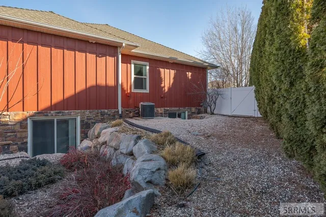 $599,000 | 6349 East Tower Castle Loop, Ammon, ID 83406