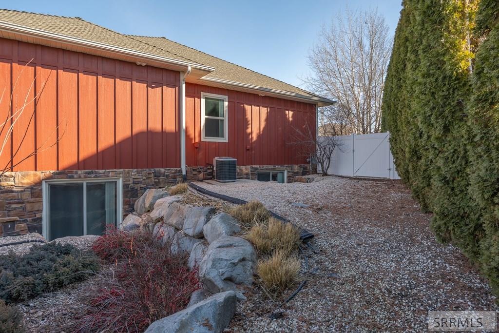 6349 East Tower Castle Loop Ammon, ID 83406 - Photo 45 of 51