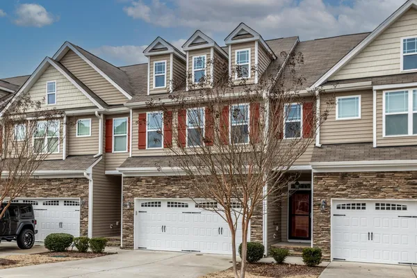 $2,080 | 264 Wembley Drive, Clayton, NC 27527