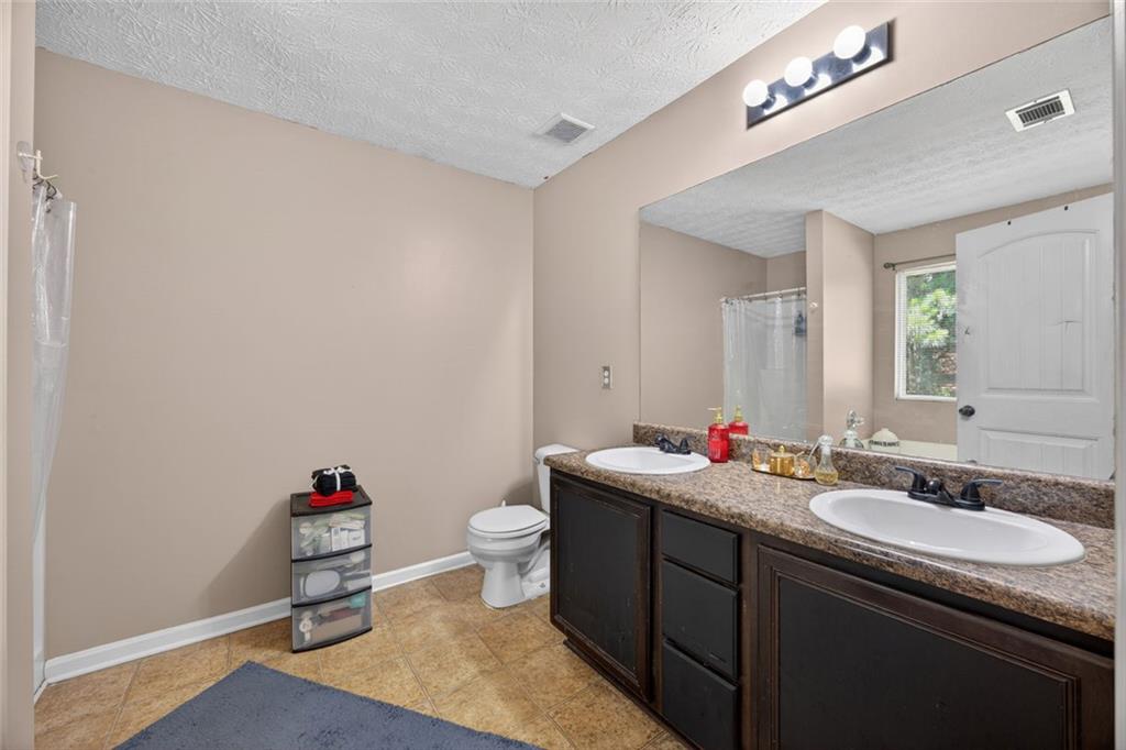 5089 Summerview Way Morrow, GA 30260 - Photo 18 of 24