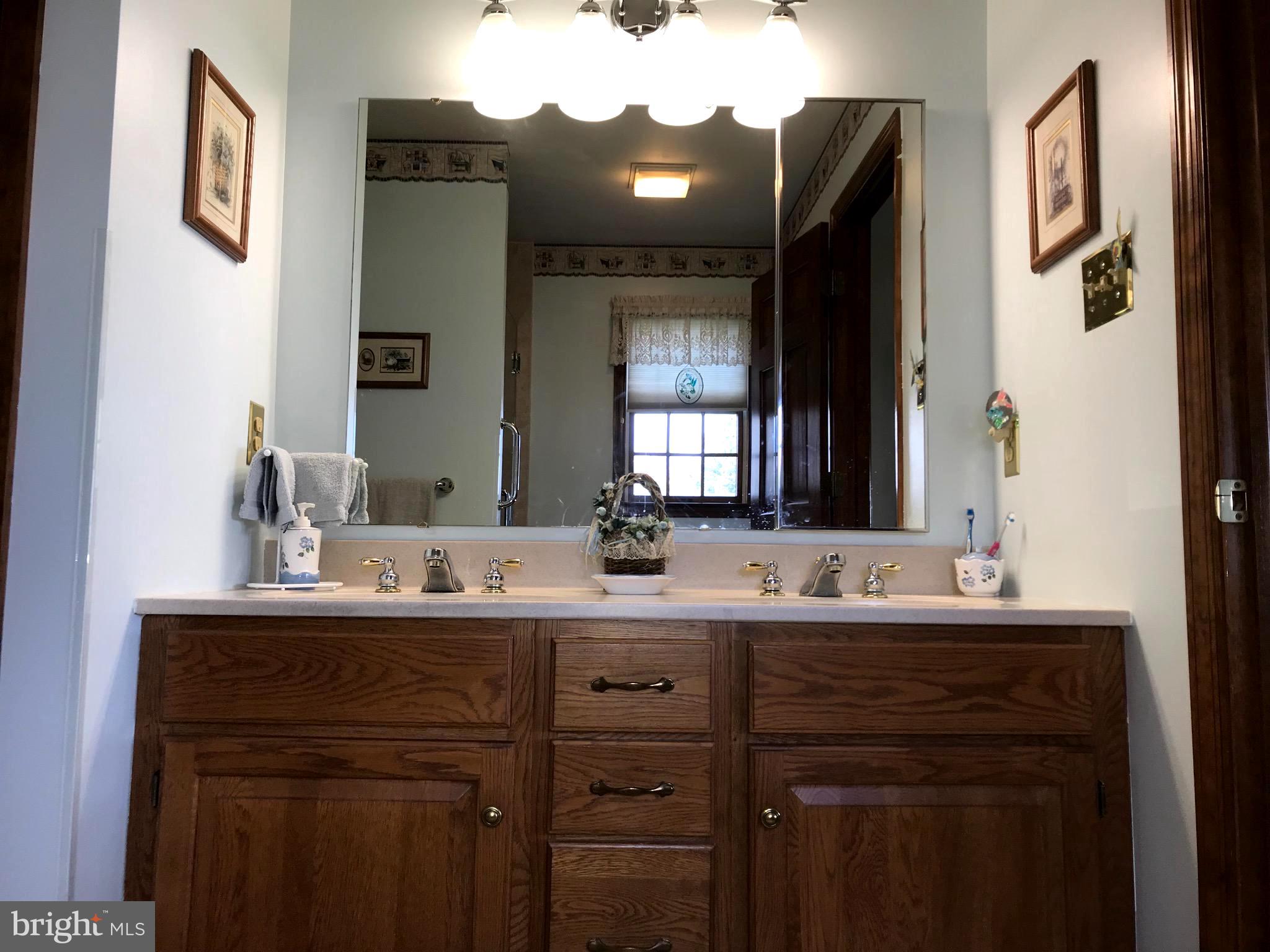 1141 Tuckerton Road Reading, PA 19605 - Photo 37 of 50