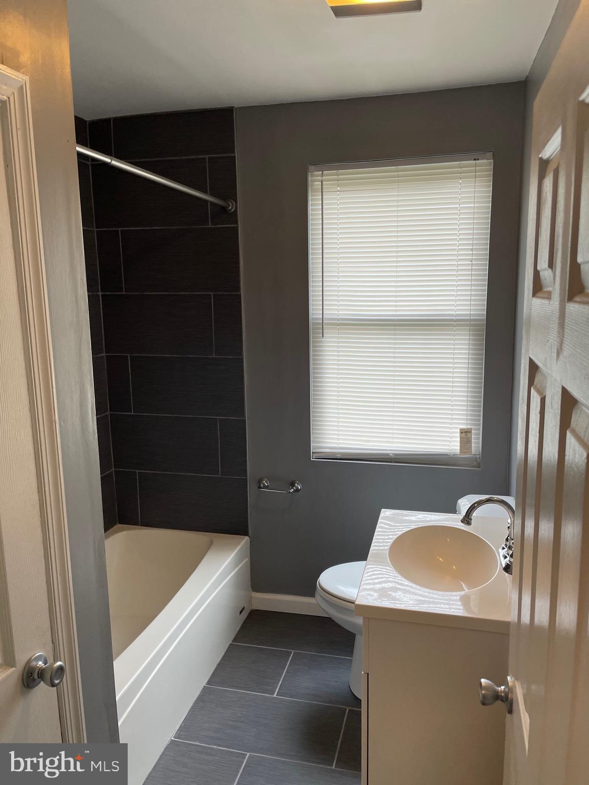 2909 Federal Street Baltimore, MD 21213 - Photo 22 of 33 Unit 2 Full Bathj