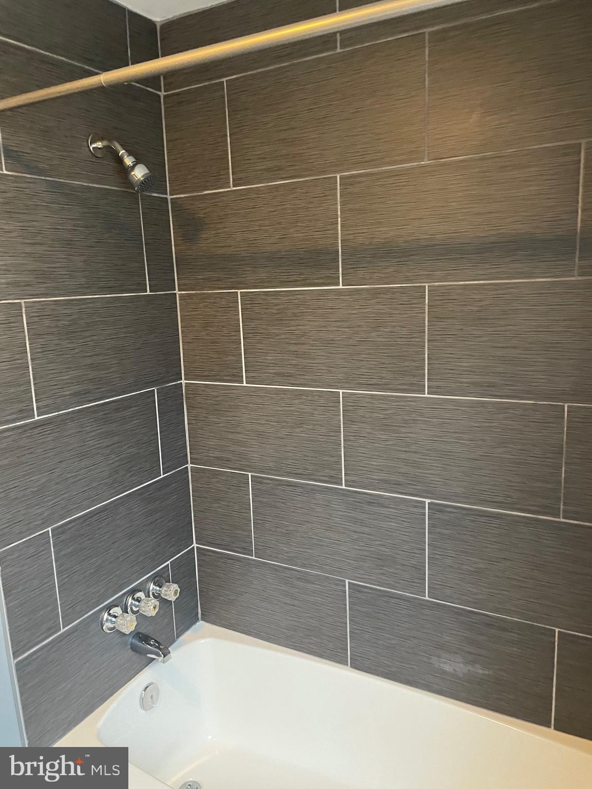 2909 Federal Street Baltimore, MD 21213 - Photo 23 of 33 Unit 2 Full Bath