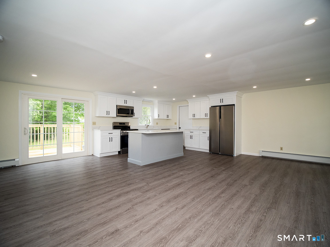 6 Warren Road Woodbridge, CT 06525 - Photo 15 of 35