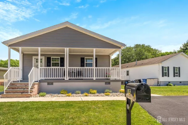 $359,990 | 15 Sheryl Court, Spotswood, NJ 08884