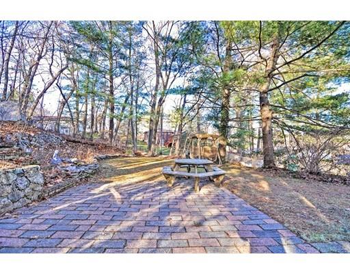 21 Chute Road Dedham, MA 02026 - Photo 6 of 28 Gallery Image 6