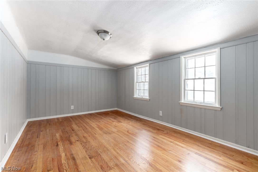 1079 Hillstone Road Cleveland Heights, OH 44121 - Photo 28 of 35