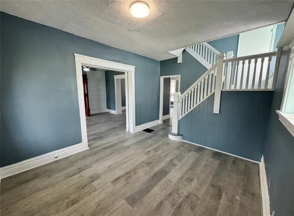 $39,000 | 766 South Irvine Avenue, Sharon, PA 16146