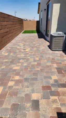 $2,200 | 3655 Valpacos Lane, Henderson, NV 89044