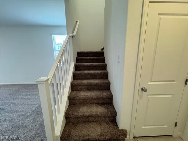$2,200 | 3655 Valpacos Lane, Henderson, NV 89044