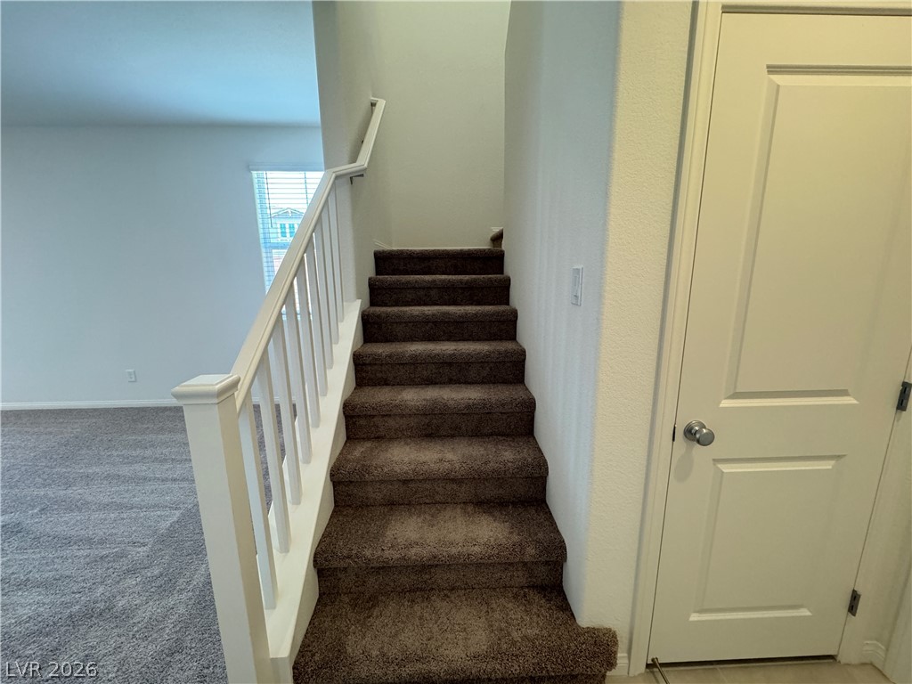 3655 Valpacos Lane Henderson, NV 89044 - Photo 4 of 30