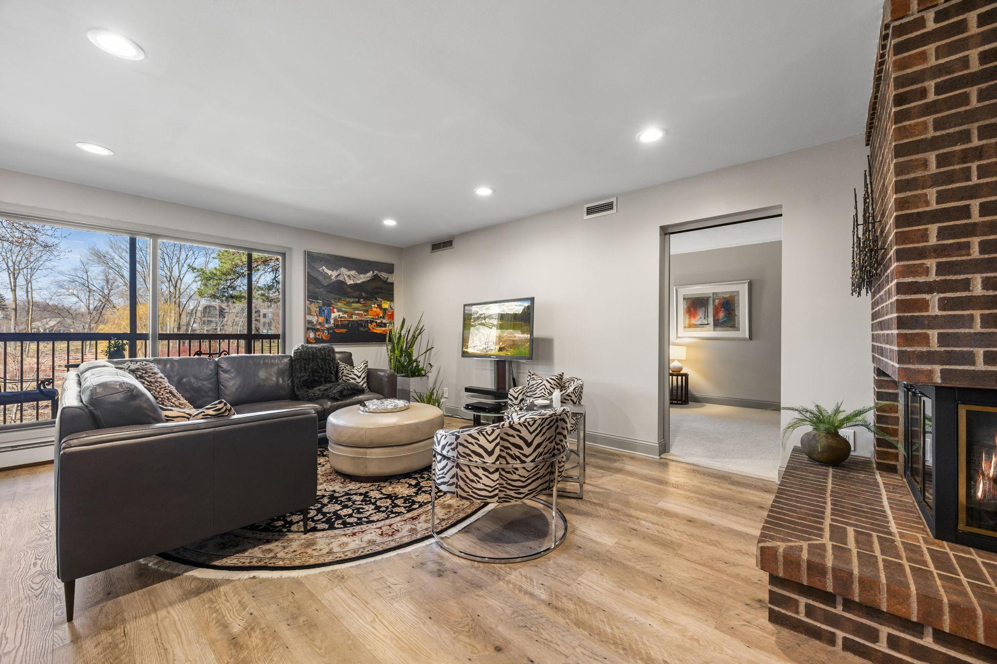 8549 Irwin Road, Unit 134 Bloomington, MN 55437 - Photo 4 of 45