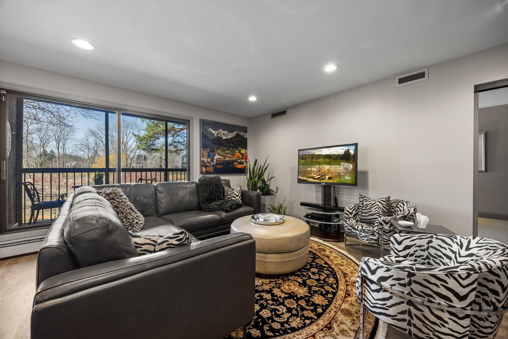 8549 Irwin Road, Unit 134 Bloomington, MN 55437 - Photo 6 of 45