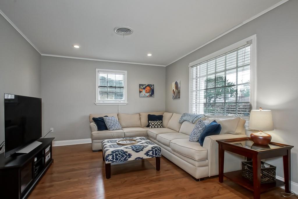 3528 North Labarre Road Metairie, LA 70002 - Photo 3 of 30 Gallery Image 3