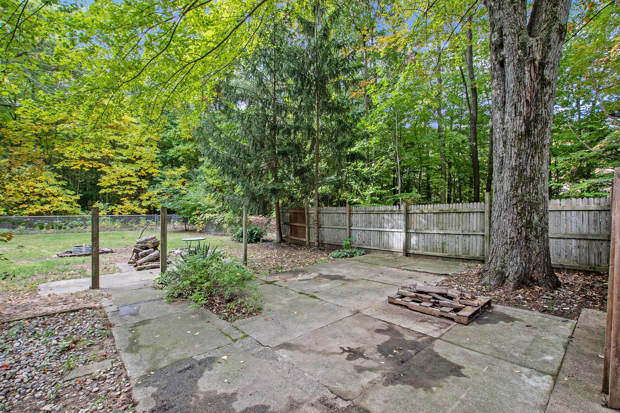 2917 East Pontaluna Road Fruitport, MI 49415 - Photo 30 of 37 DSC03999