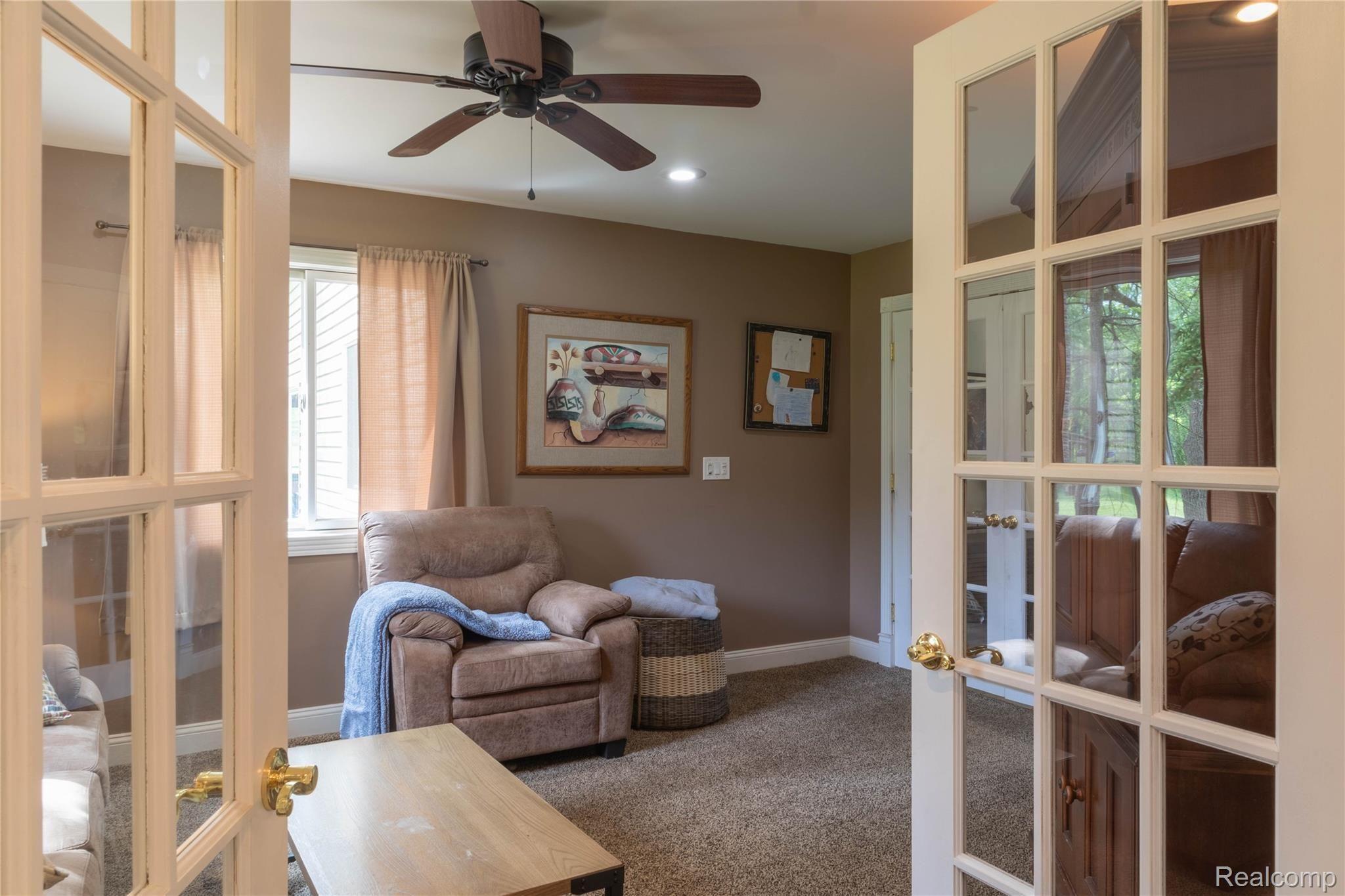 60475 9 Mile Road South Lyon, MI 48178 - Photo 7 of 44 first floor room(1).jpg