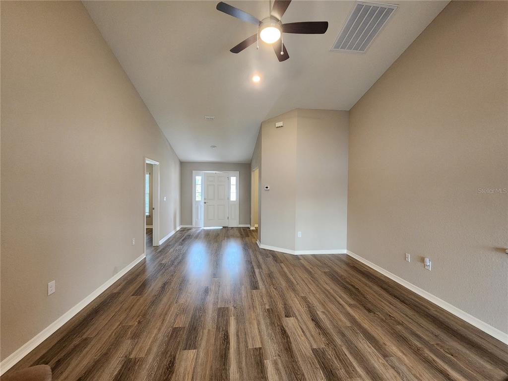 7638 Southwest 107th Lane Ocala, FL 34476 - Photo 4 of 20