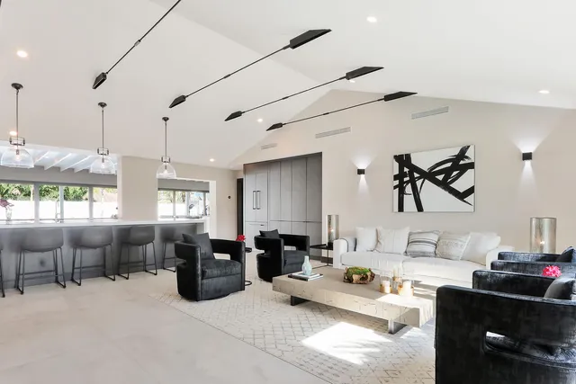 a view of kitchen and washer and dryer
