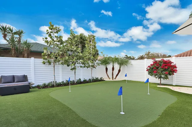 $18,000 | 441 South Lyra Circle, Juno Beach, FL 33408