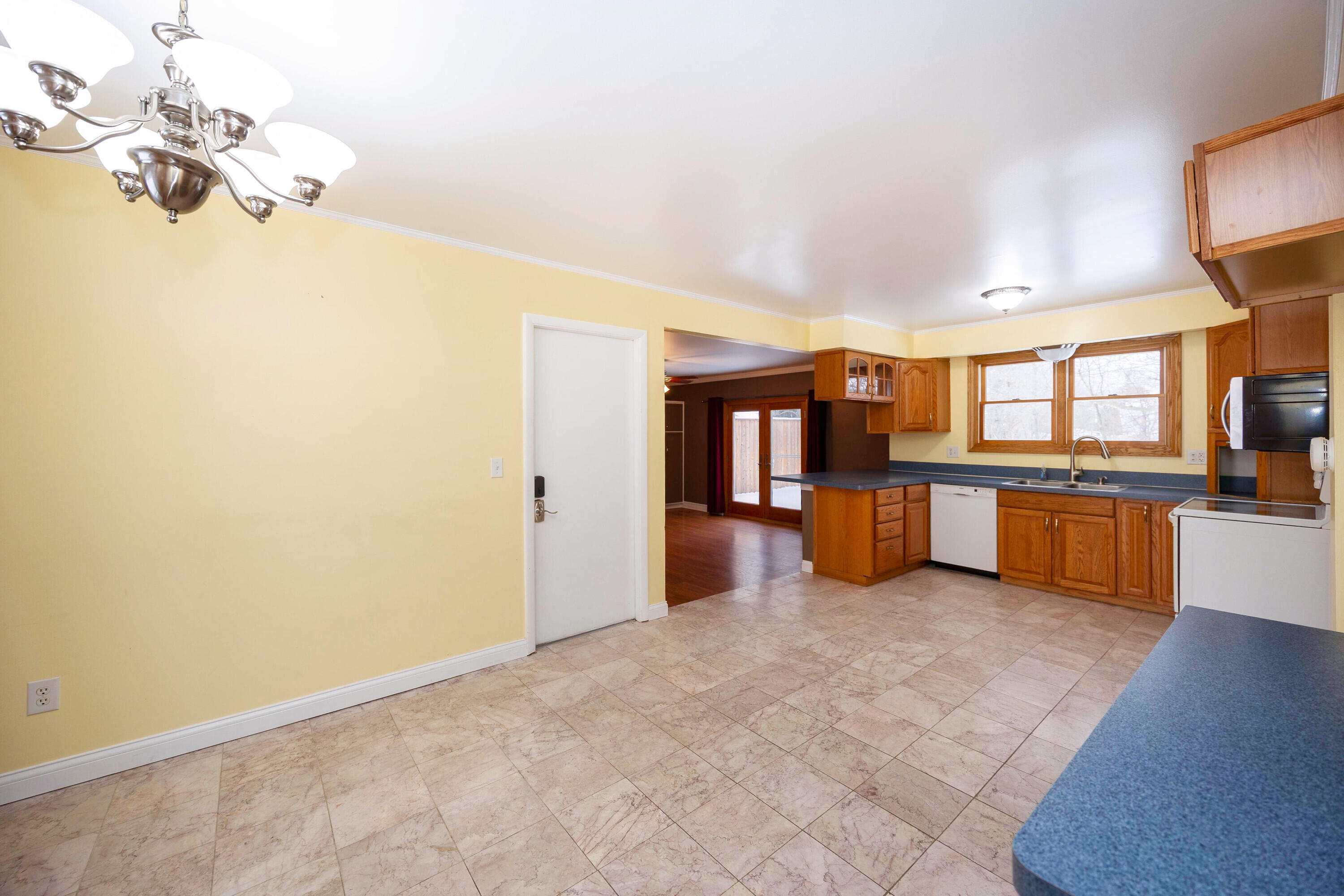 1656 Walnut Ridge Circle Canton, MI 48187 - Photo 10 of 48 015_20