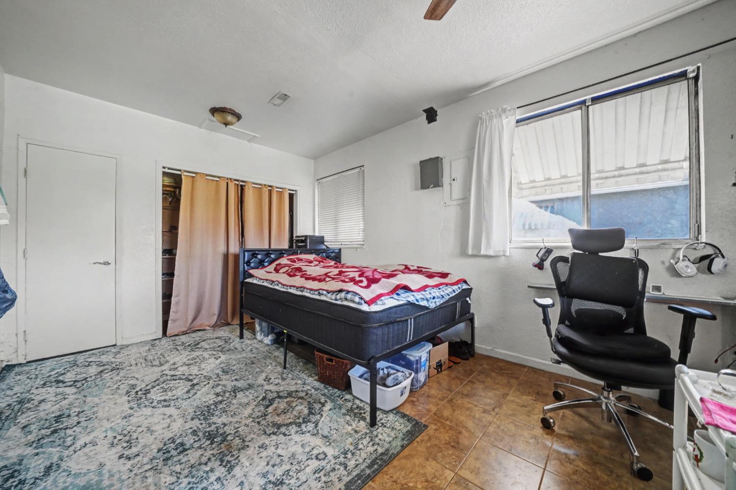 9973 Scenic Valley Road Valley Springs, CA 95252 - Photo 11 of 63