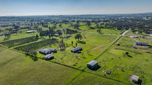 $627,500 | 9973 Scenic Valley Road, Valley Springs, CA 95252
